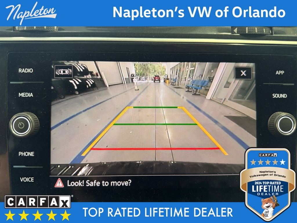 Used 2024 Volkswagen Tiguan SE R-Line AWD/4WD image 16