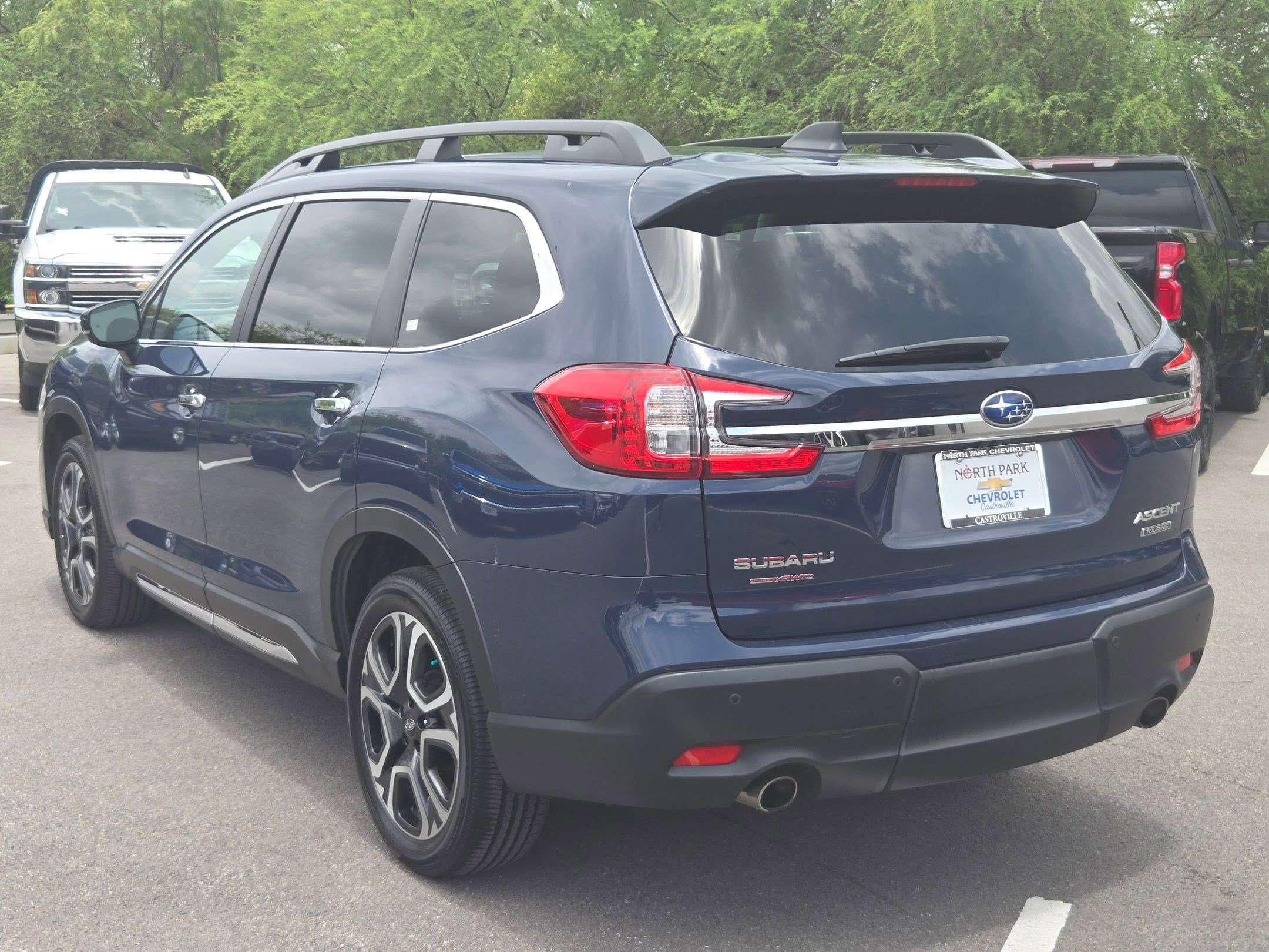 Used 2024 Subaru Ascent Touring AWD/4WD image 5