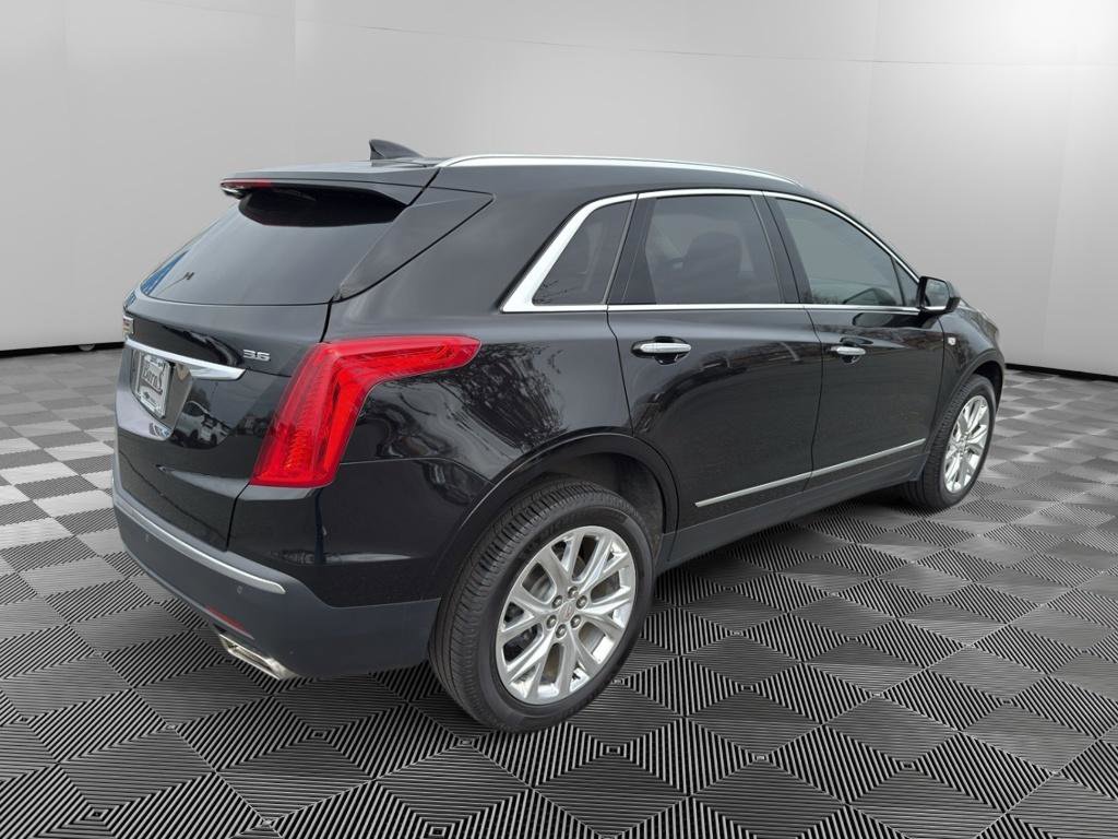Used 2019 Cadillac XT5 Luxury w/ LPO, Radiant Package image 7