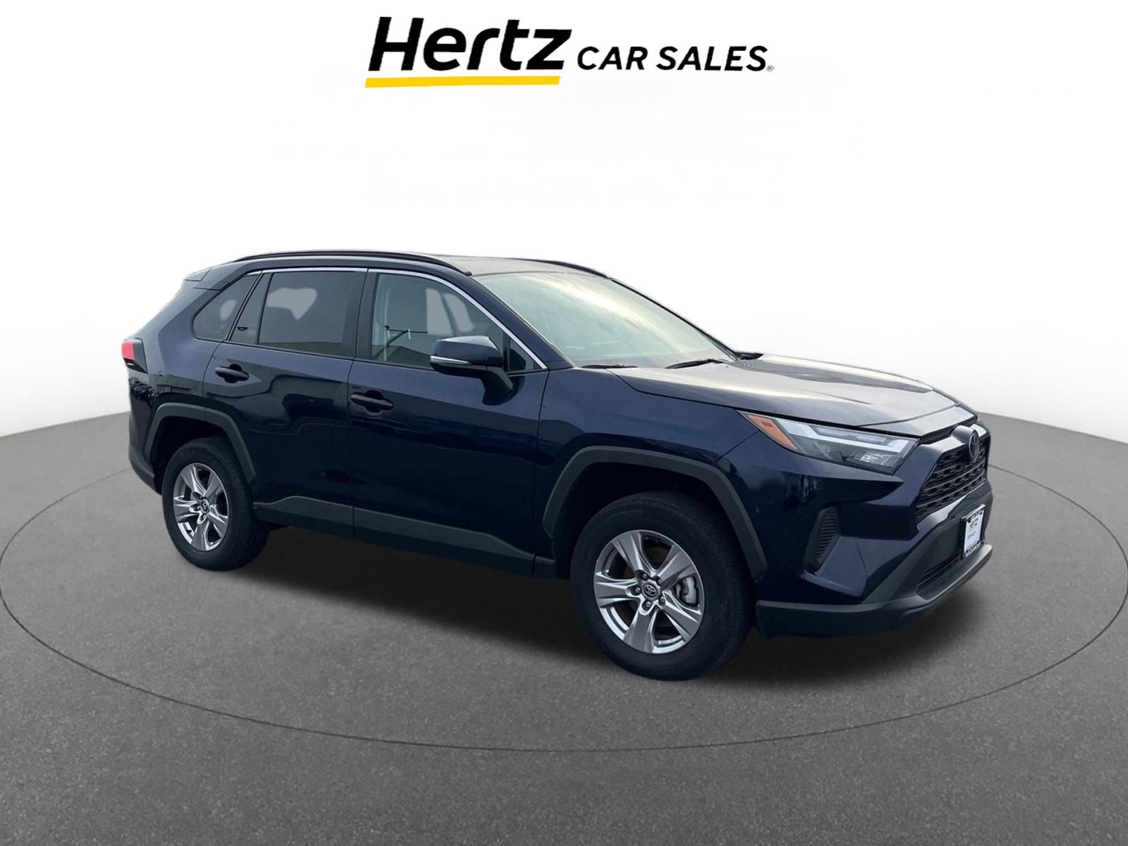 Used 2025 Toyota RAV4 XLE image 1