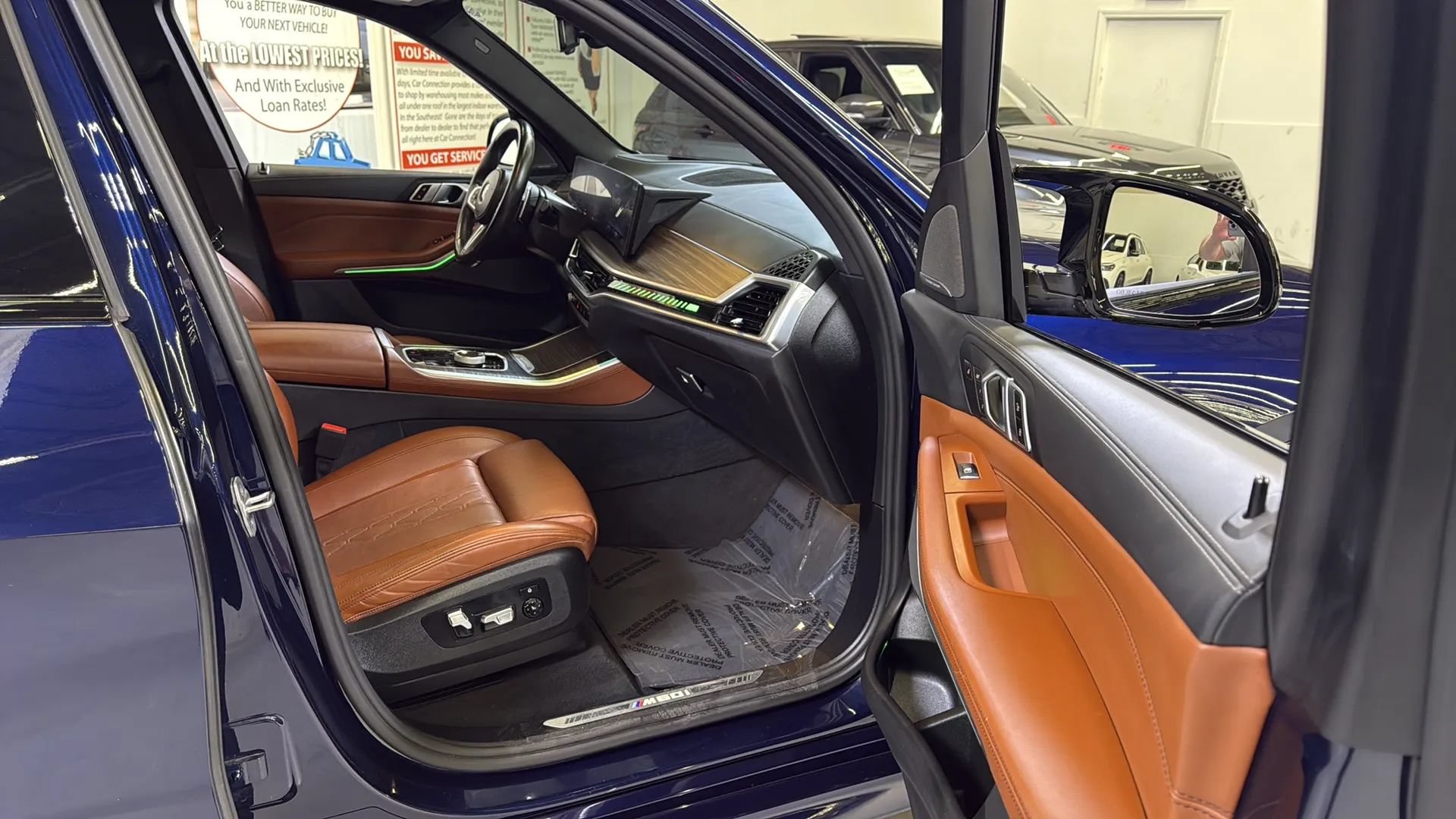 Used 2024 BMW X5 M60i AWD/4WD image 17