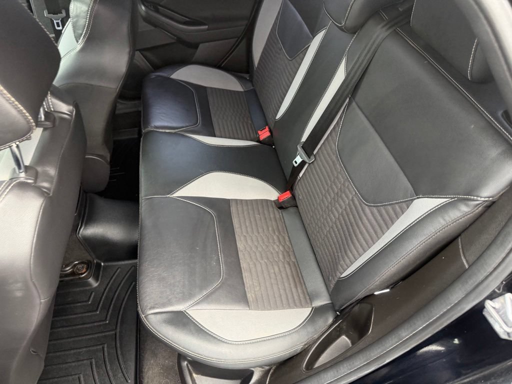 Used 2017 Ford Focus ST w/ Equipment Group 401A FWD image 35