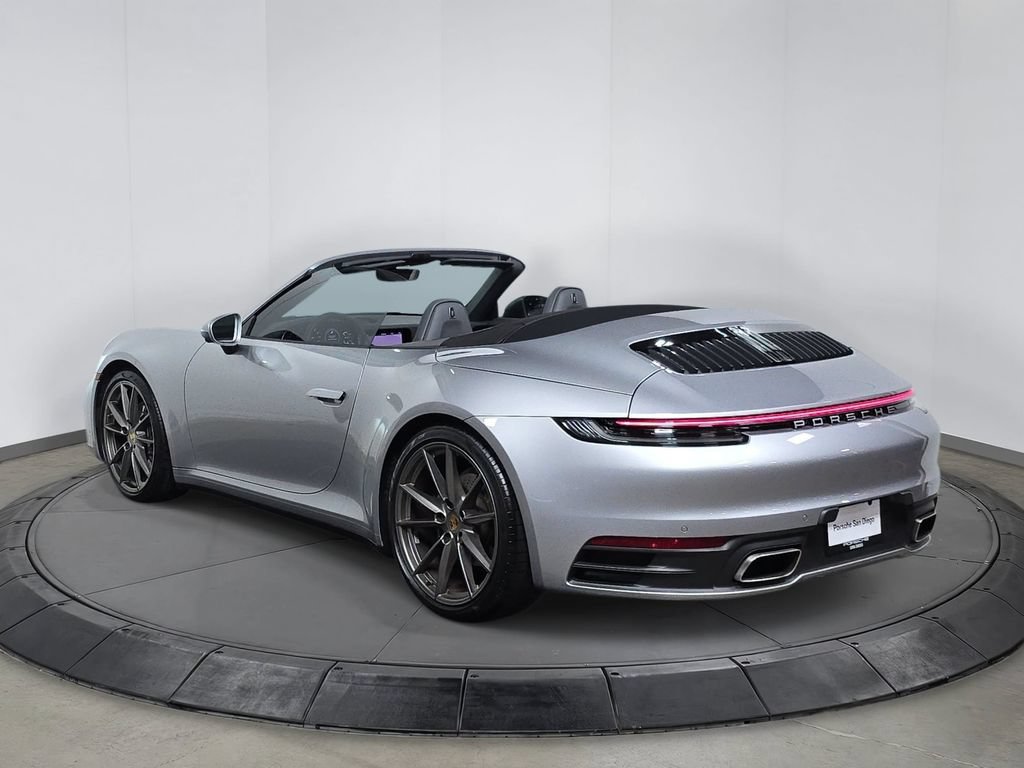 Used 2021 Porsche 911 Carrera RWD image 3
