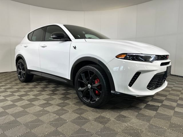 Used 2024 Dodge Hornet R/T image 2