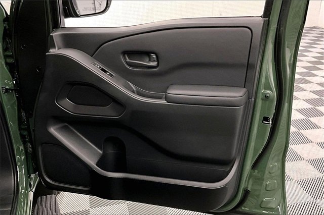 New 2026 Nissan Frontier SV image 35