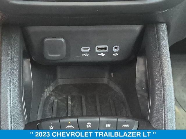 Used 2023 Chevrolet TrailBlazer LT w/ Convenience Package AWD/4WD image 25