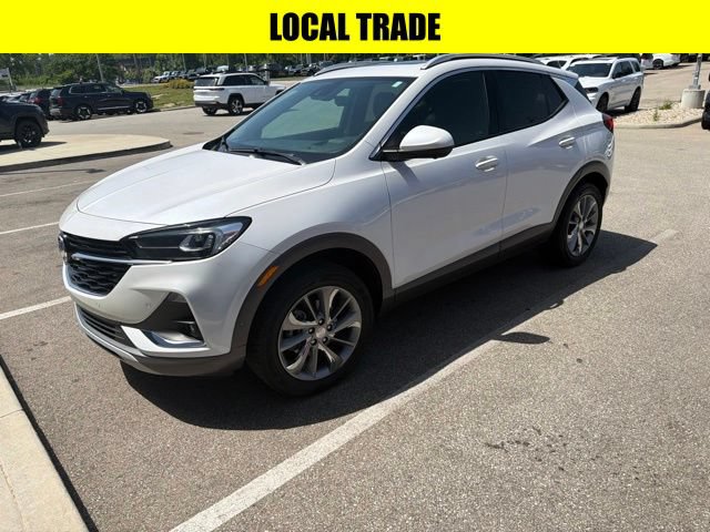 Used 2023 Buick Encore GX Essence w/ Advanced Technology Package AWD/4WD image 3