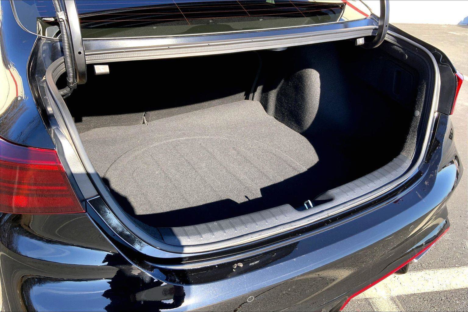 Used 2024 Kia Forte GT w/ GT2 Package image 25