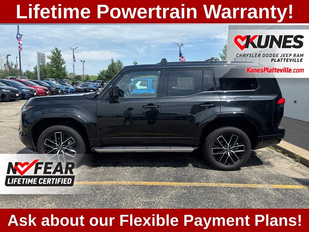Used 2024 Lexus GX 550 w/ Cold Area Package AWD/4WD image 7