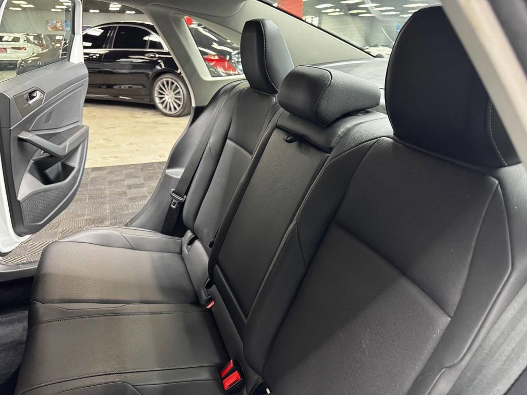 Used 2019 Volkswagen Jetta SE image 45