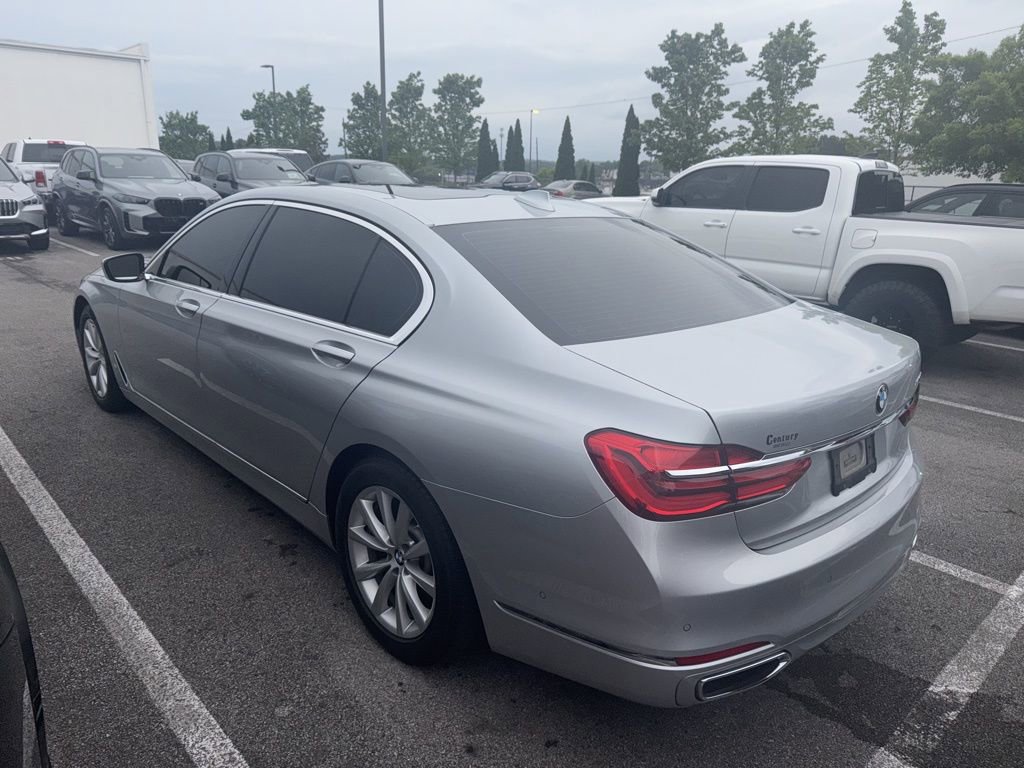 Used 2017 BMW 740i RWD image 2