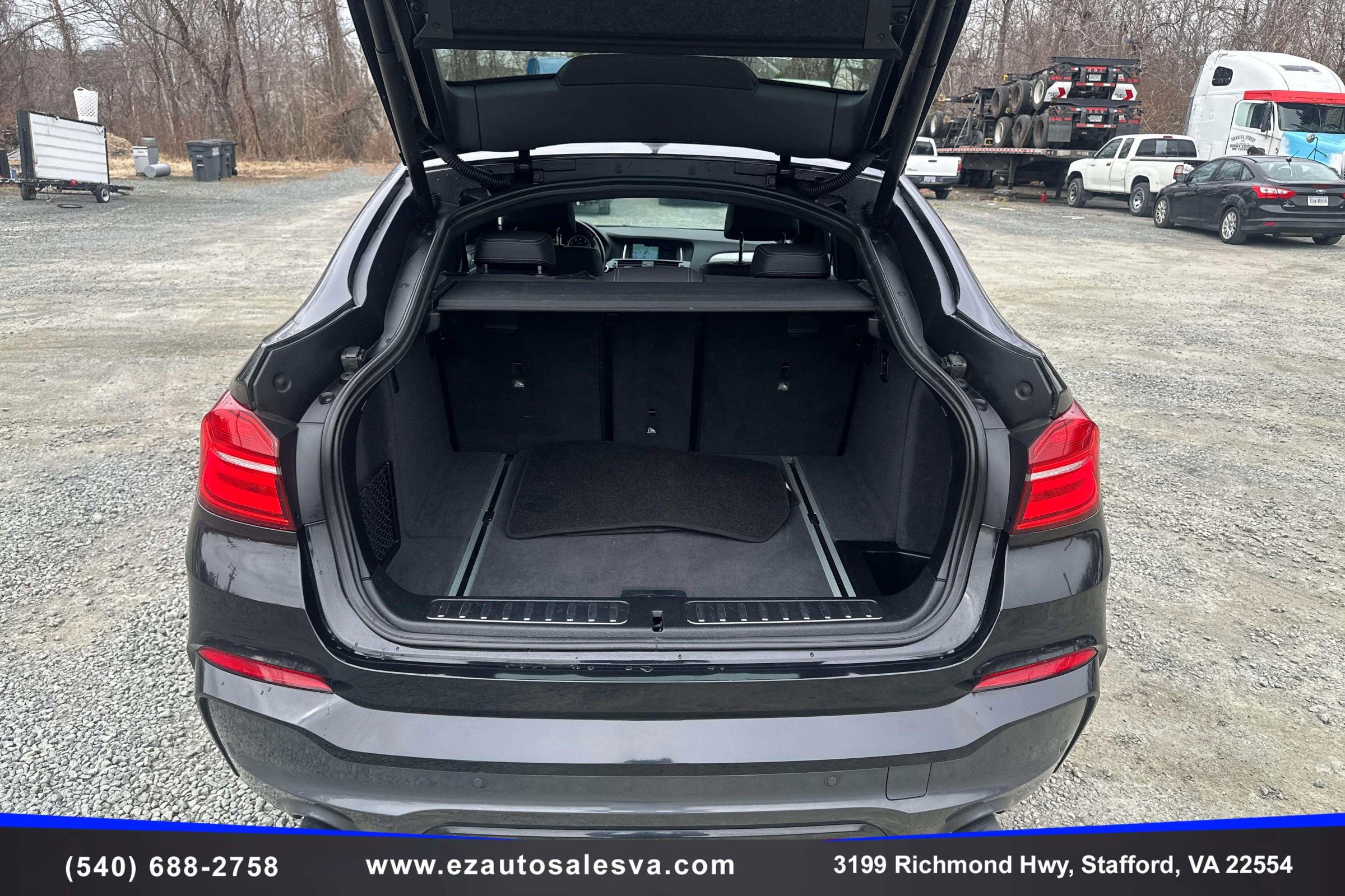 Used 2017 BMW X4 M40i image 11