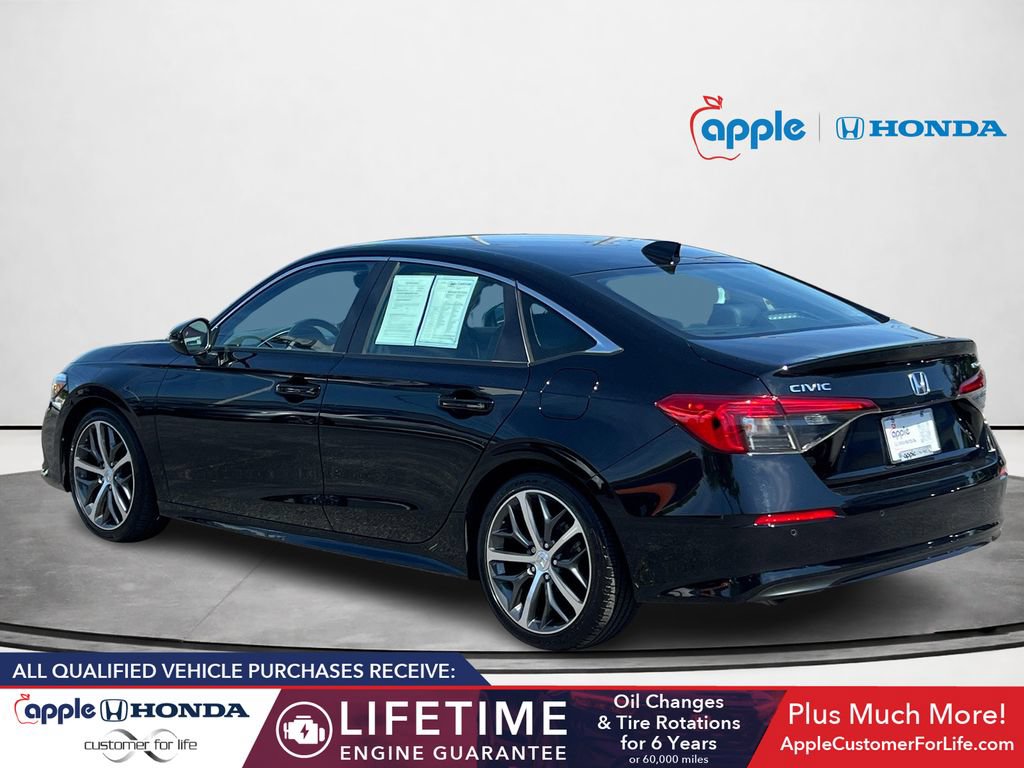 Used 2024 Honda Civic Touring image 4