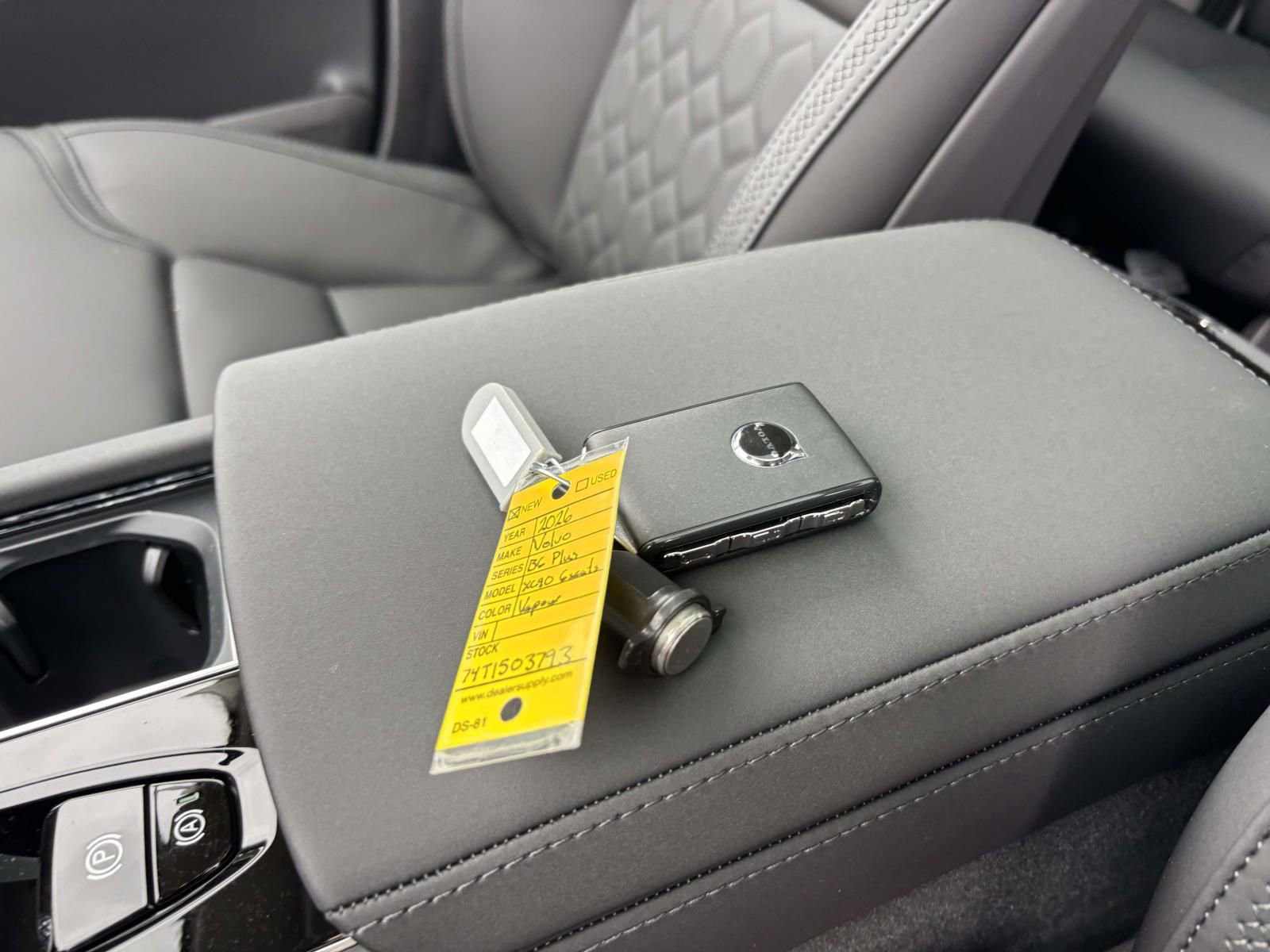 New 2026 Volvo XC90 B6 Plus w/ Protection Package Premier image 33