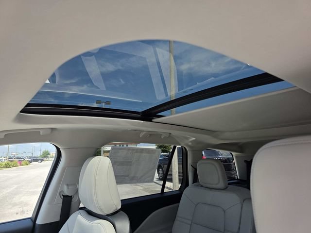 New 2026 Lincoln Aviator 2WD image 10