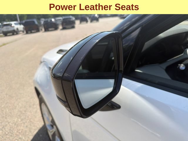 Used 2023 Land Rover Range Rover Evoque R-Dynamic SE AWD/4WD image 7