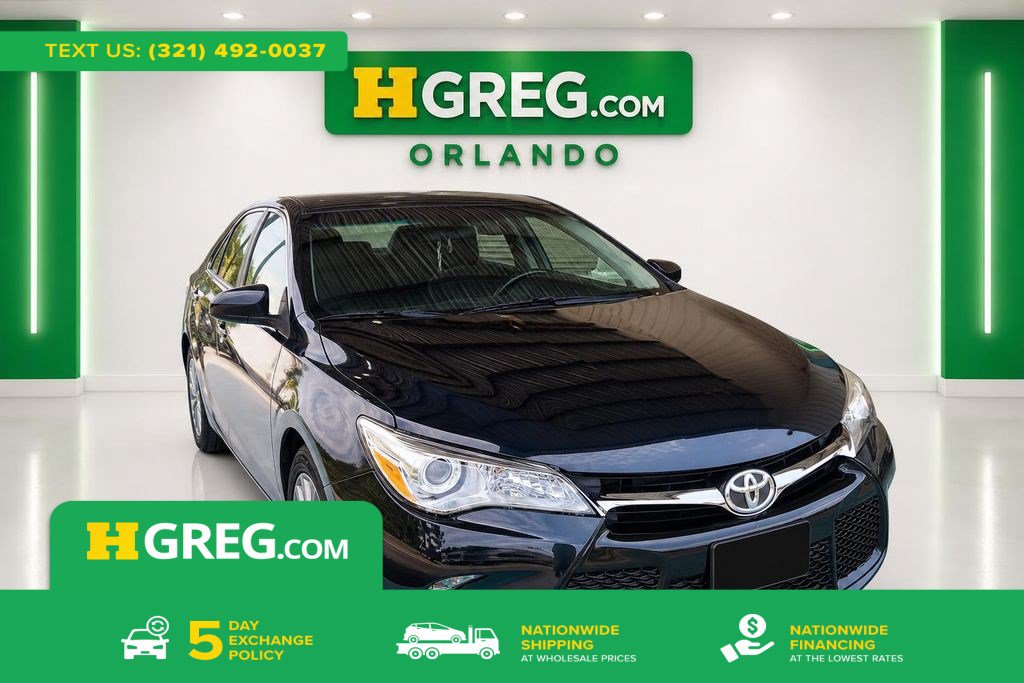 Used 2017 Toyota Camry SE FWD image 1