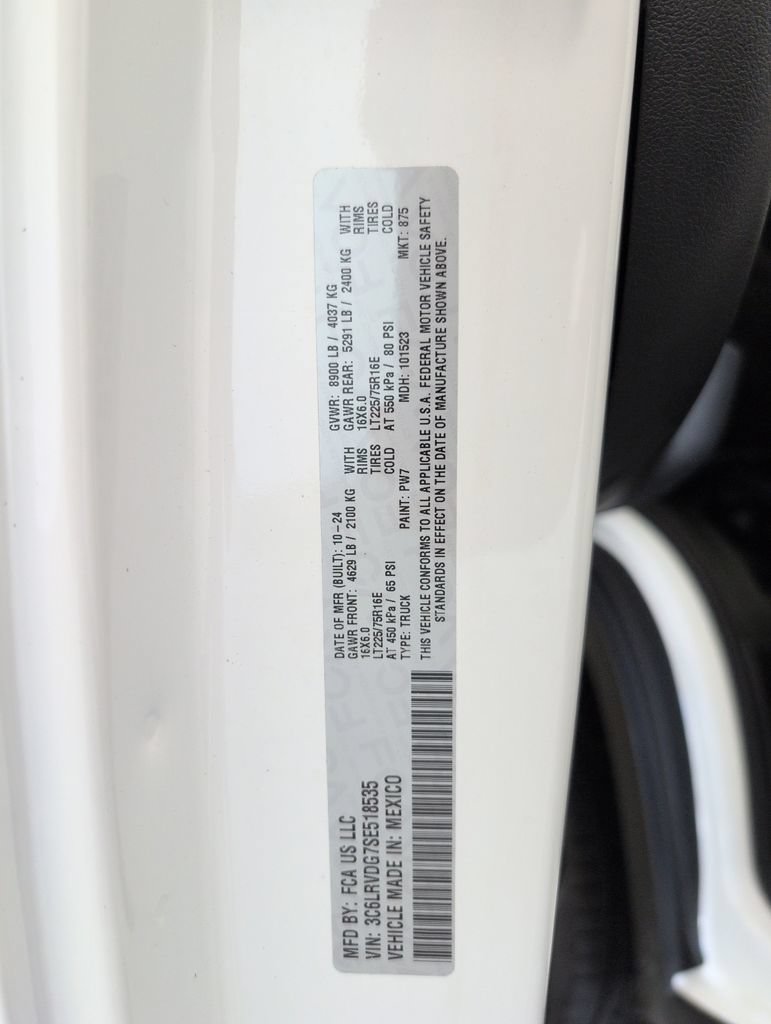Used 2025 RAM ProMaster 2500 w/ Convenience Group FWD image 41