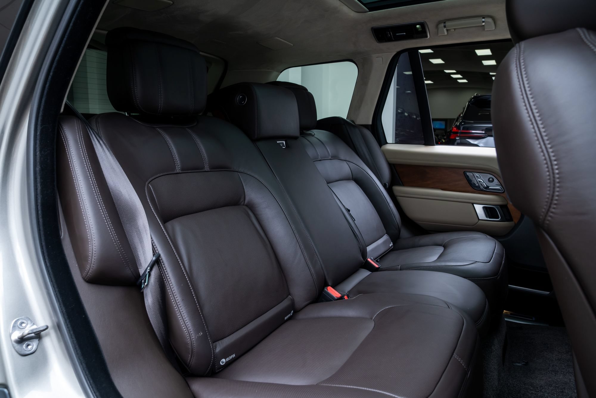 Used 2022 Land Rover Range Rover Autobiography AWD/4WD image 23