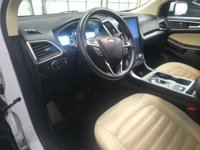 Used 2023 Ford Edge SEL w/ Convenience Package image 16