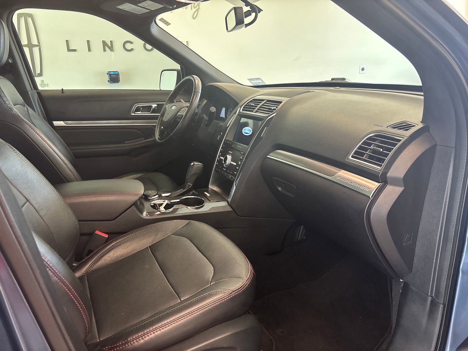 Certified 2019 Ford Explorer Sport w/ Equipment Group 401A AWD/4WD image 6