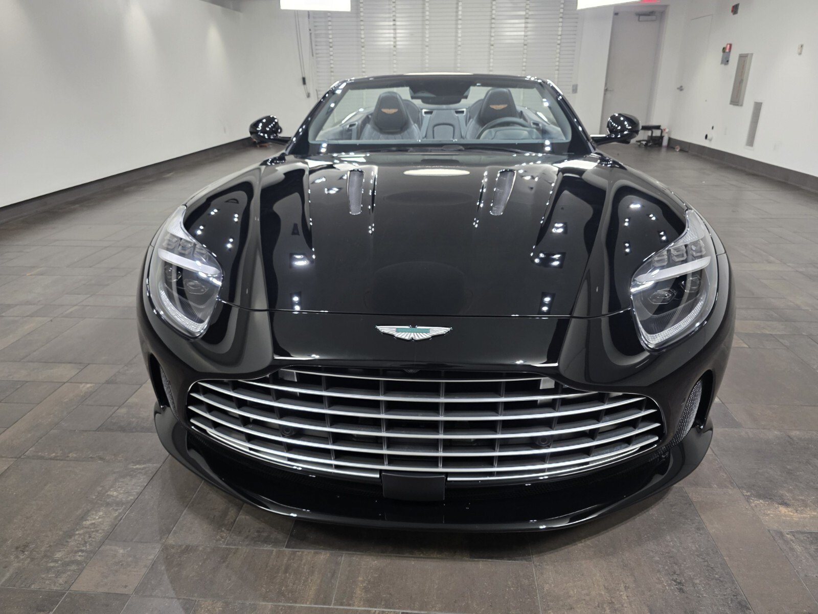 New 2026 Aston Martin DB12 Convertible RWD image 7