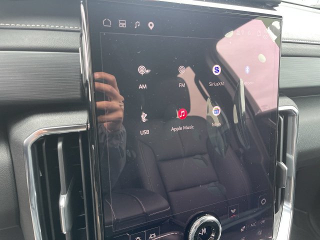 New 2027 GMC Acadia Elevation w/ Elevation Premium Package AWD/4WD image 16