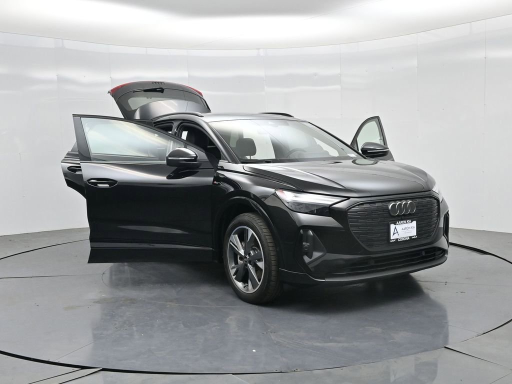 Used 2024 Audi Q4 e-tron Premium Plus w/ Premium Plus AWD/4WD image 35