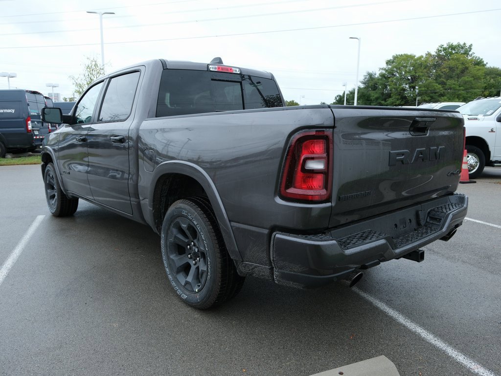 New 2026 RAM 1500 4x4 Crew Cab image 10