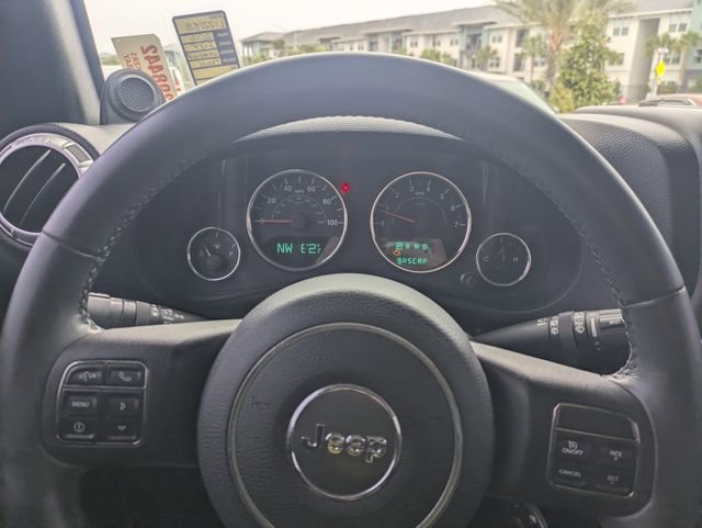 Used 2014 Jeep Wrangler Unlimited Sahara w/ Connectivity Group image 26