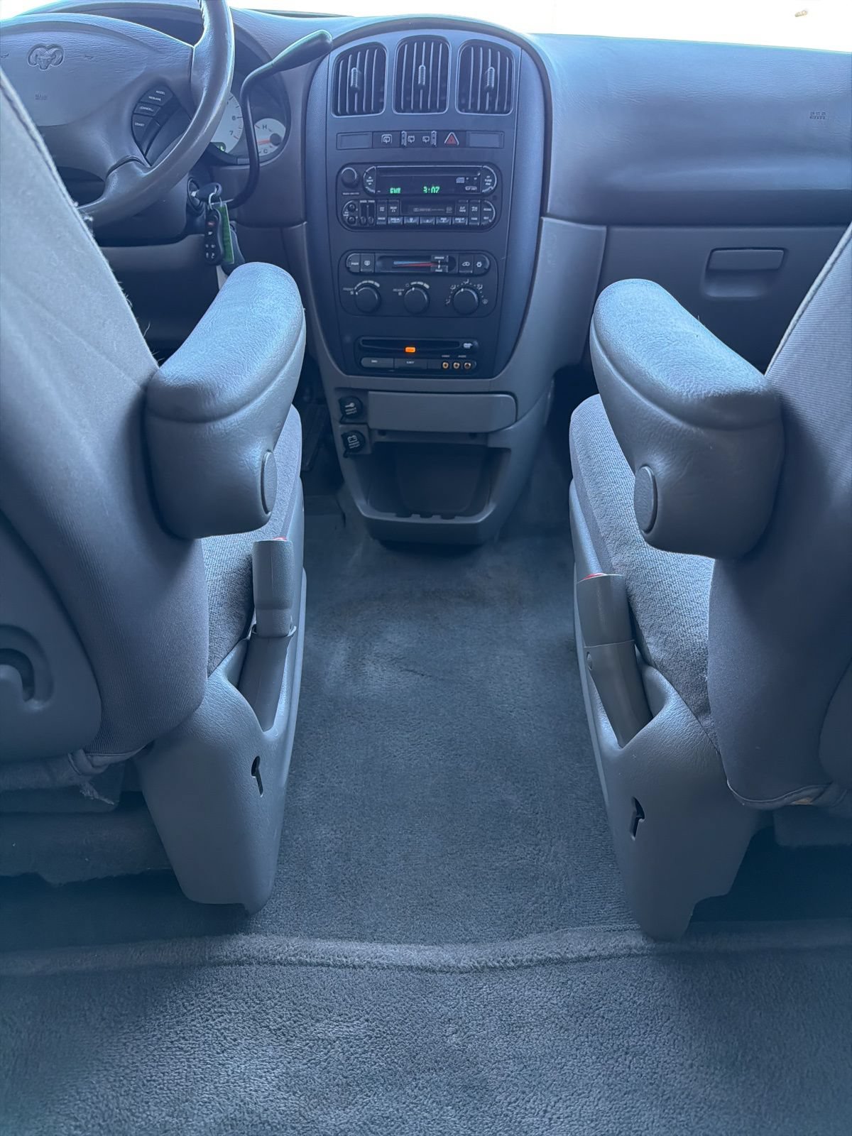 Used 2003 Dodge Grand Caravan Sport FWD image 67