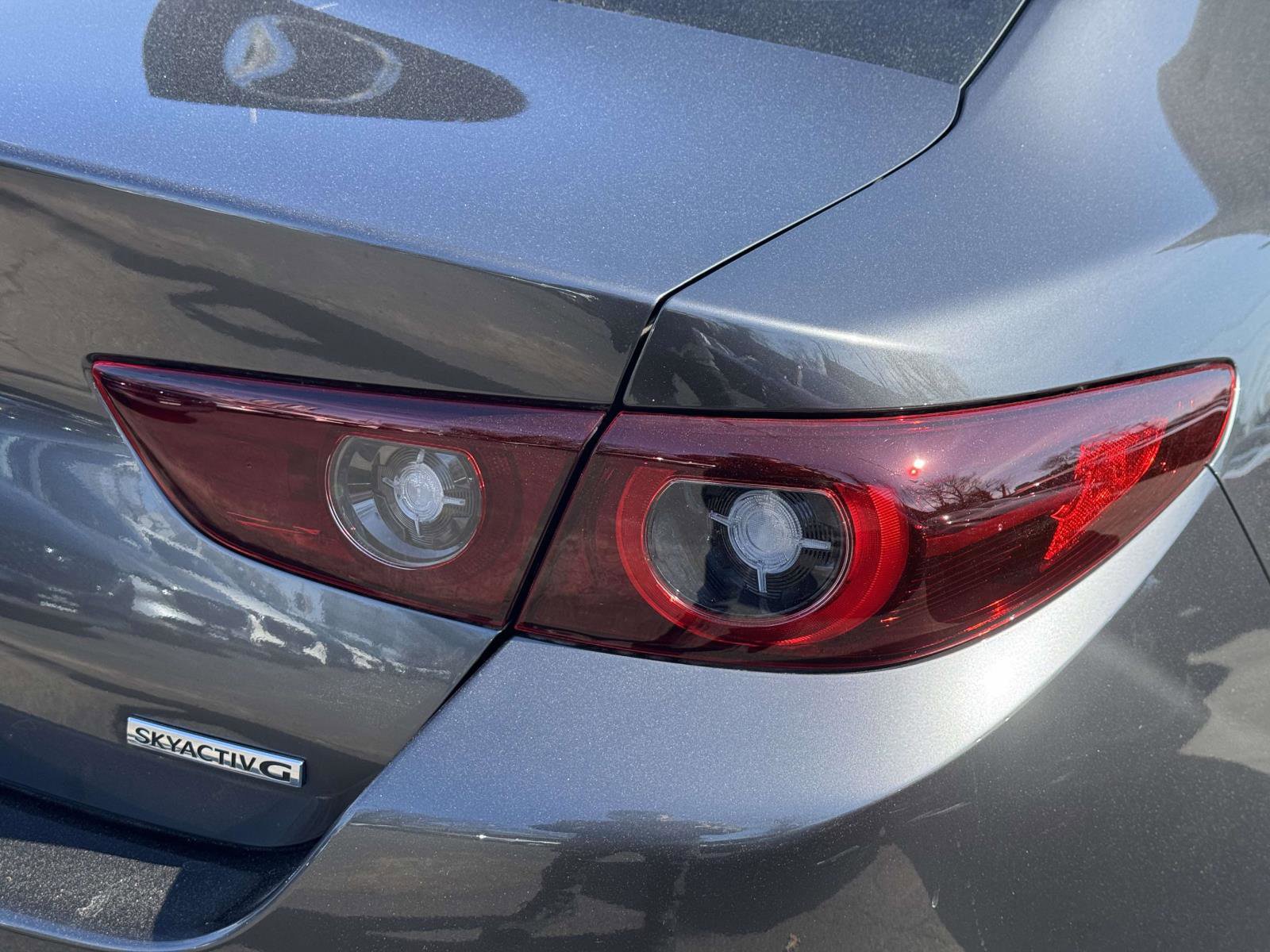 Used 2025 MAZDA MAZDA3 s image 9