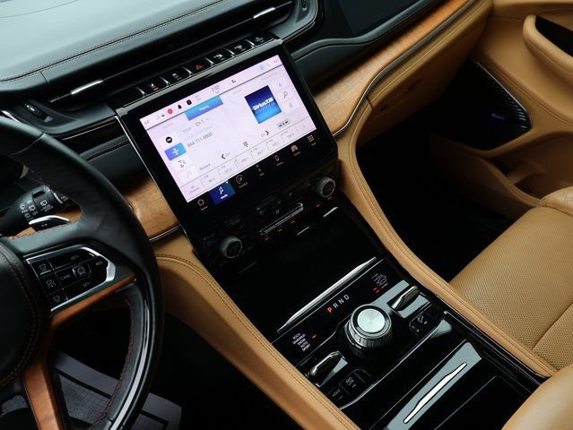 Used 2023 Jeep Grand Cherokee Summit image 26