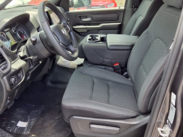 New 2026 RAM 1500 Express RWD image 4