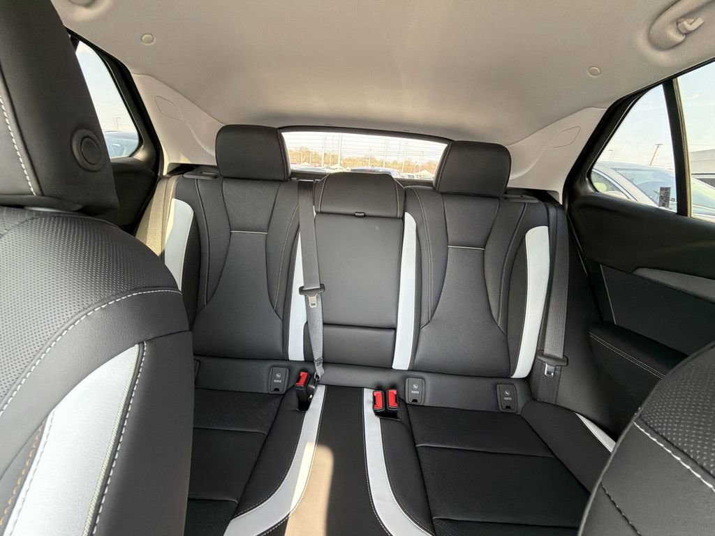 New 2026 Buick Envision Sport Touring image 27
