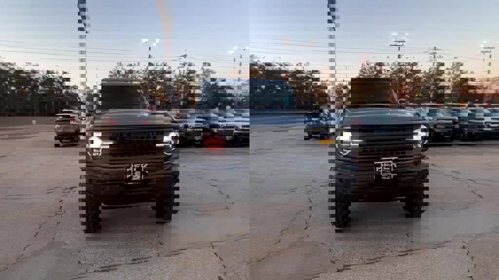 New 2025 Ford Bronco Big Bend image 9