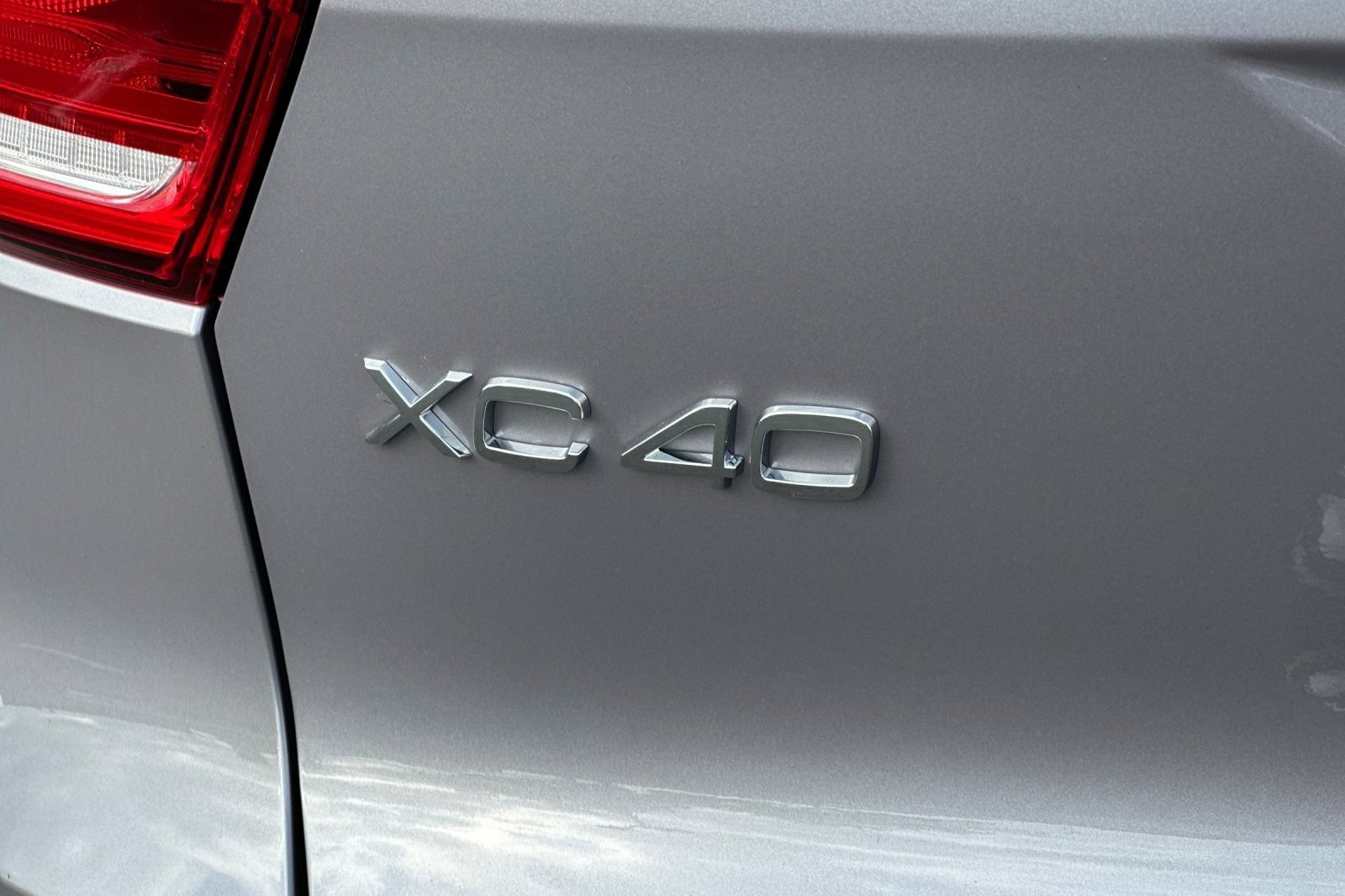 New 2026 Volvo XC40 B5 Core w/ Climate Package image 12