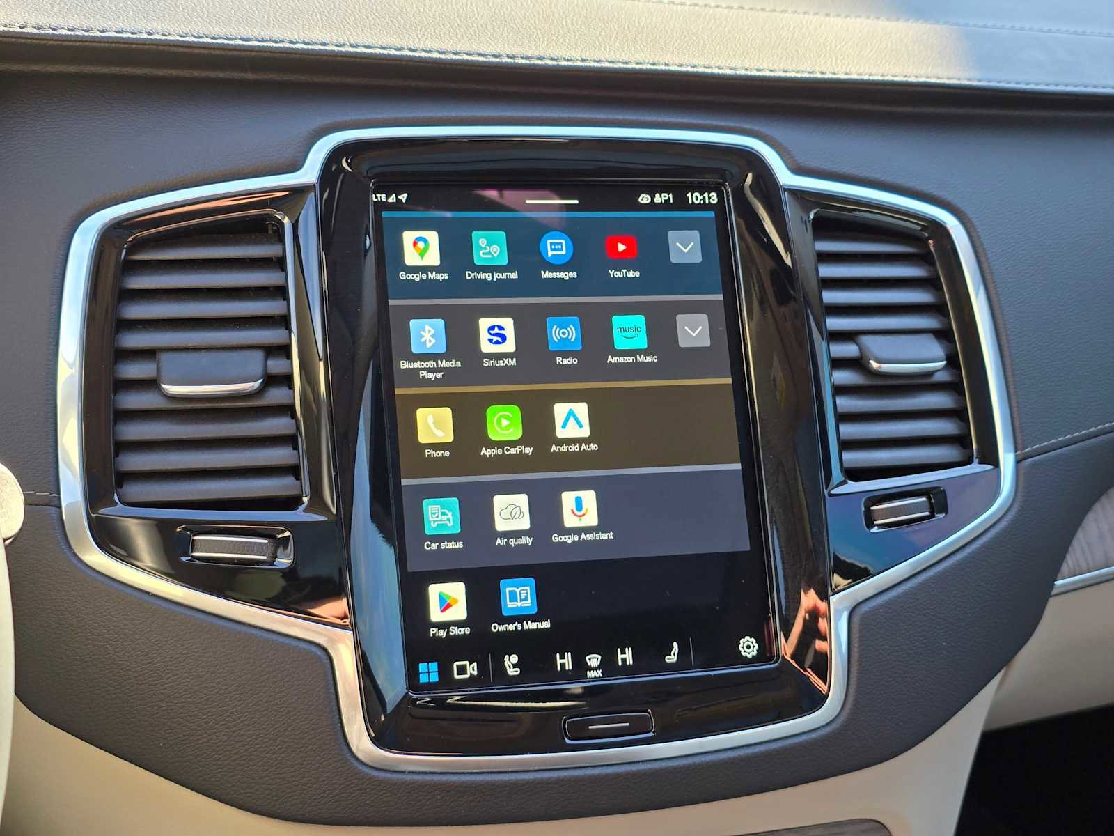 Used 2023 Volvo XC90 T8 Ultimate w/ Protection Package Premier image 24