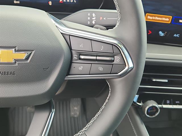 New 2026 Chevrolet Traverse LT w/ Driver Confidence Package image 13