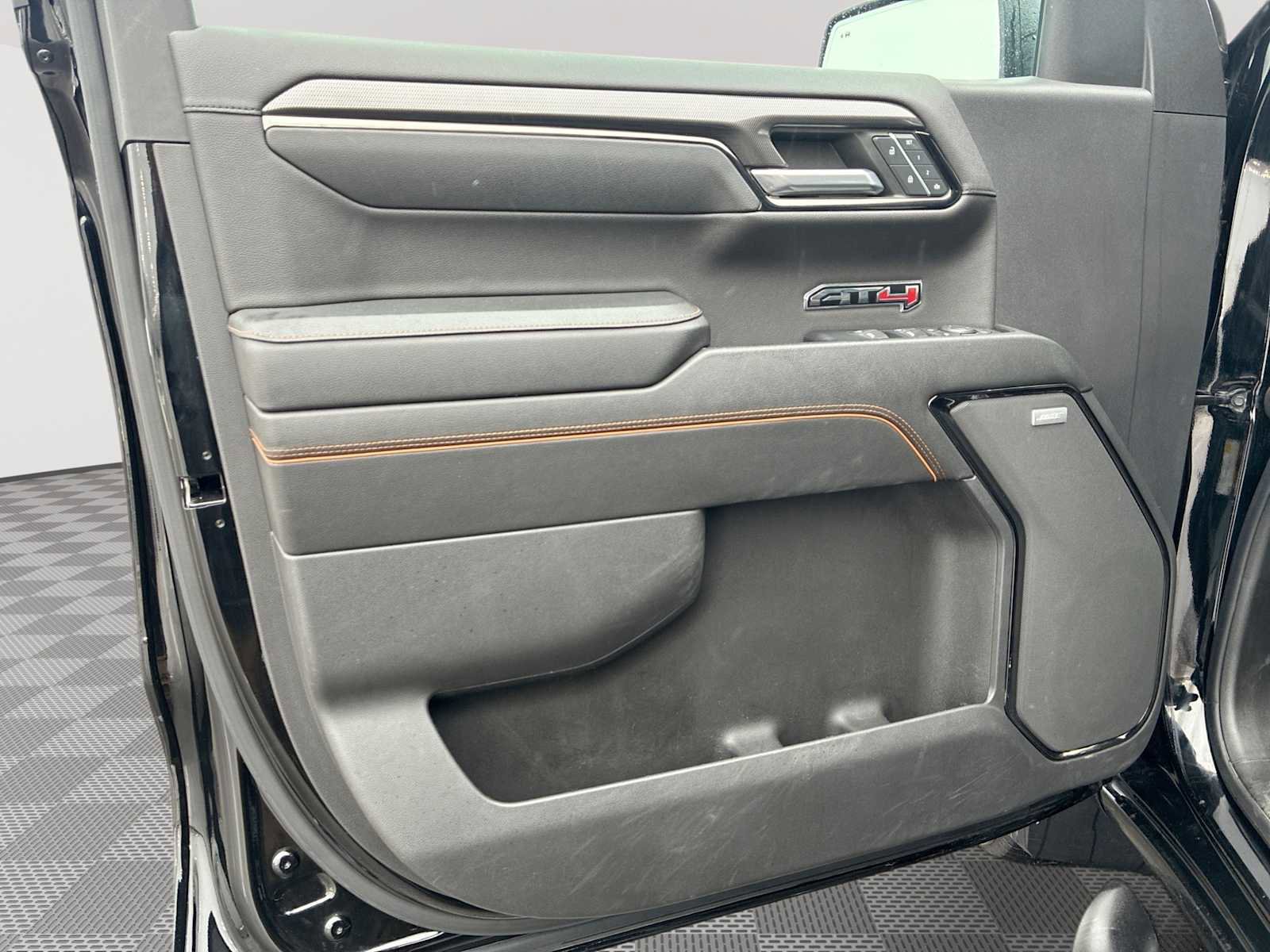 Certified 2023 GMC Sierra 1500 AT4 w/ Technology Package image 23