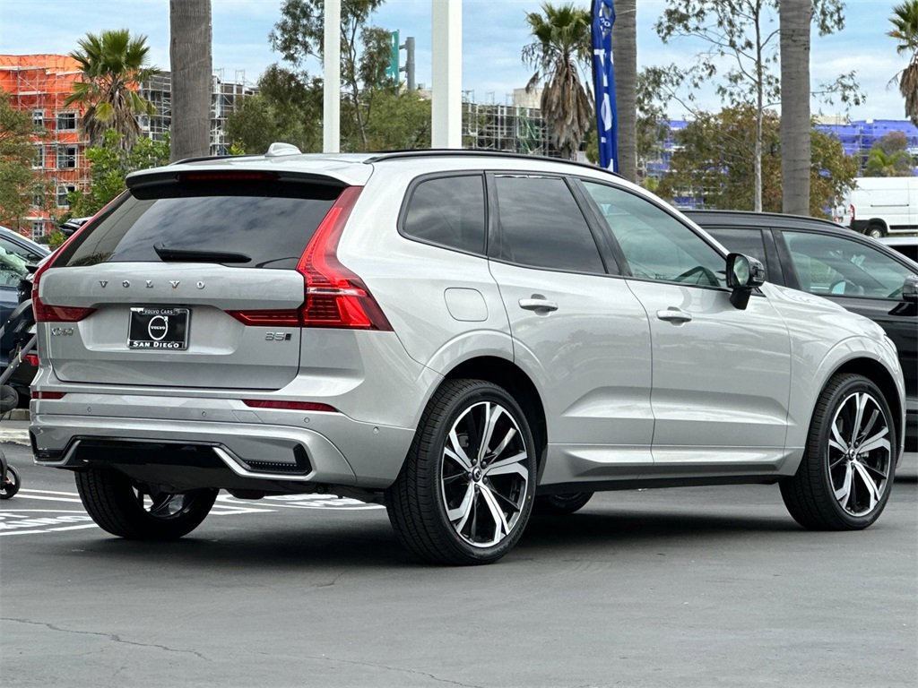 Certified 2023 Volvo XC60 B5 Ultimate image 5
