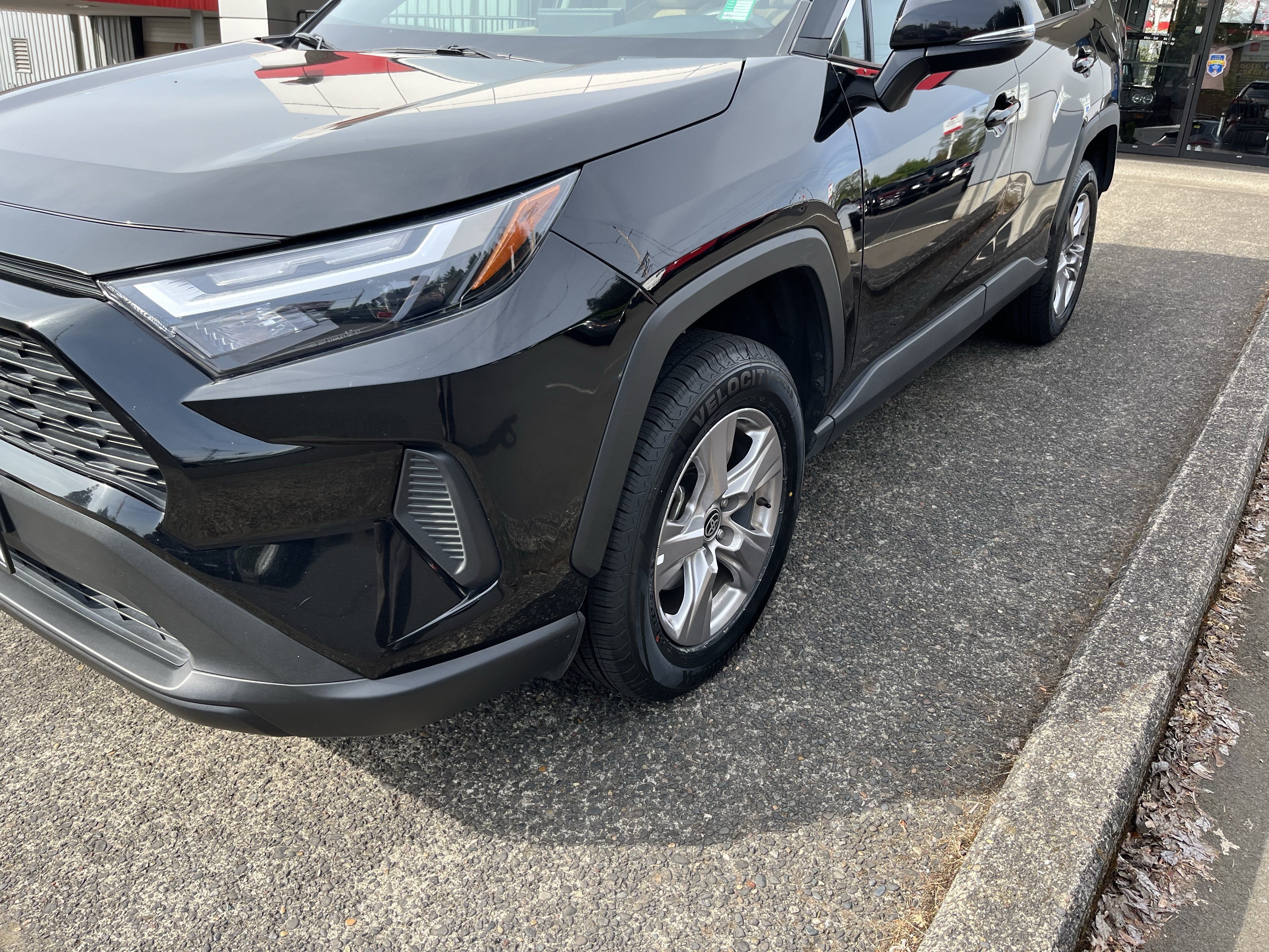 Certified 2024 Toyota RAV4 XLE AWD/4WD image 8