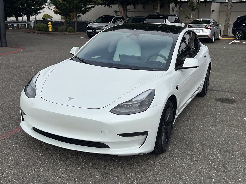 Used 2023 Tesla Model 3 Standard Range RWD image 5