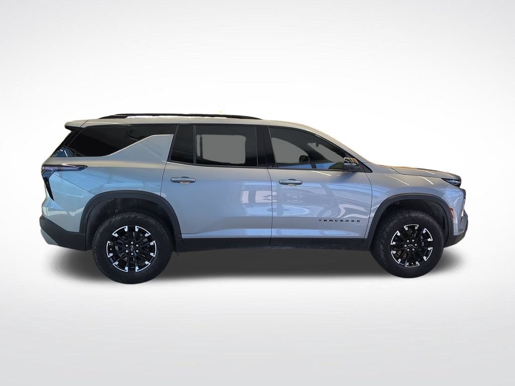 Used 2024 Chevrolet Traverse Z71 AWD/4WD image 7
