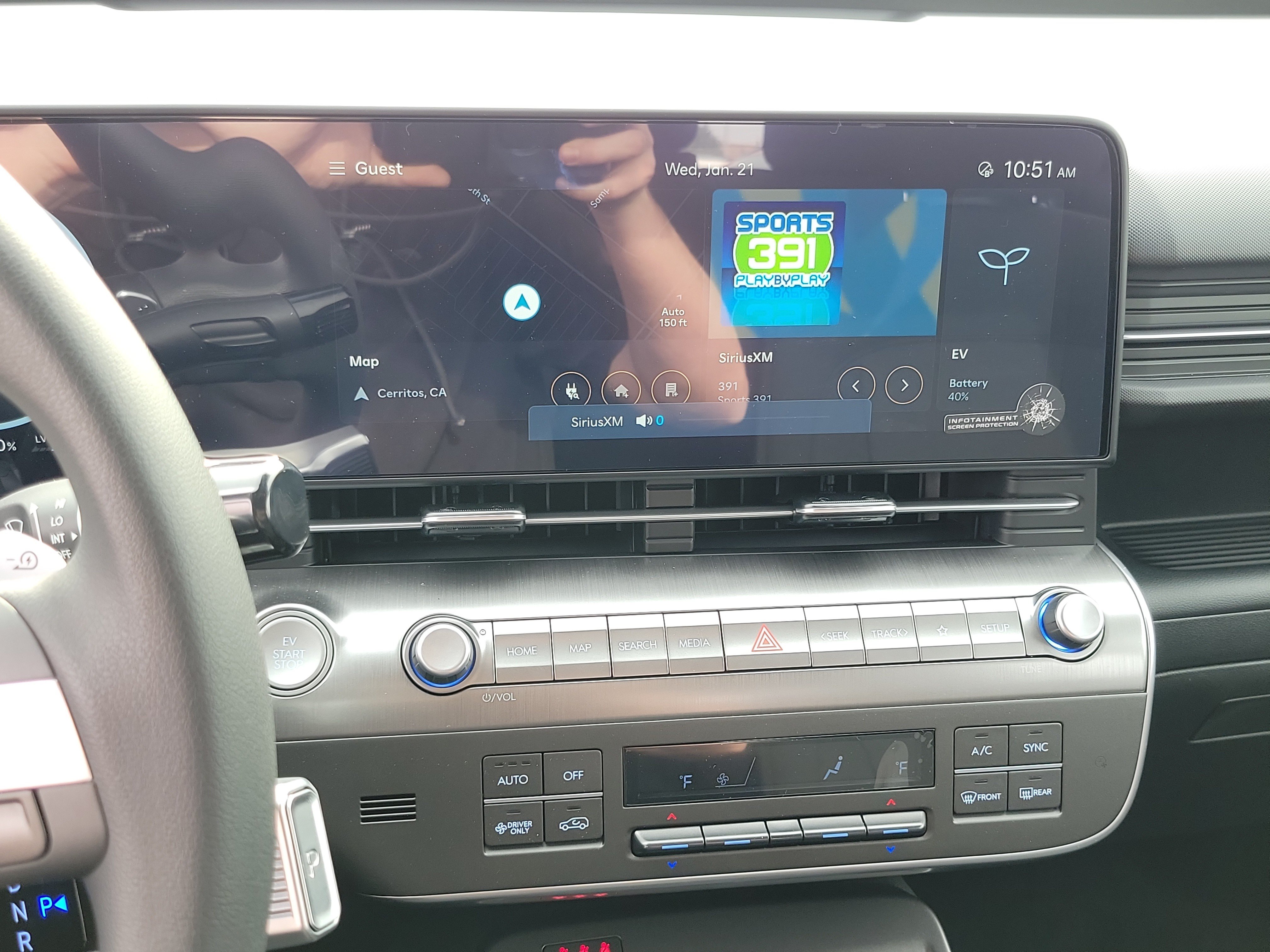 New 2025 Hyundai Kona SE FWD image 9