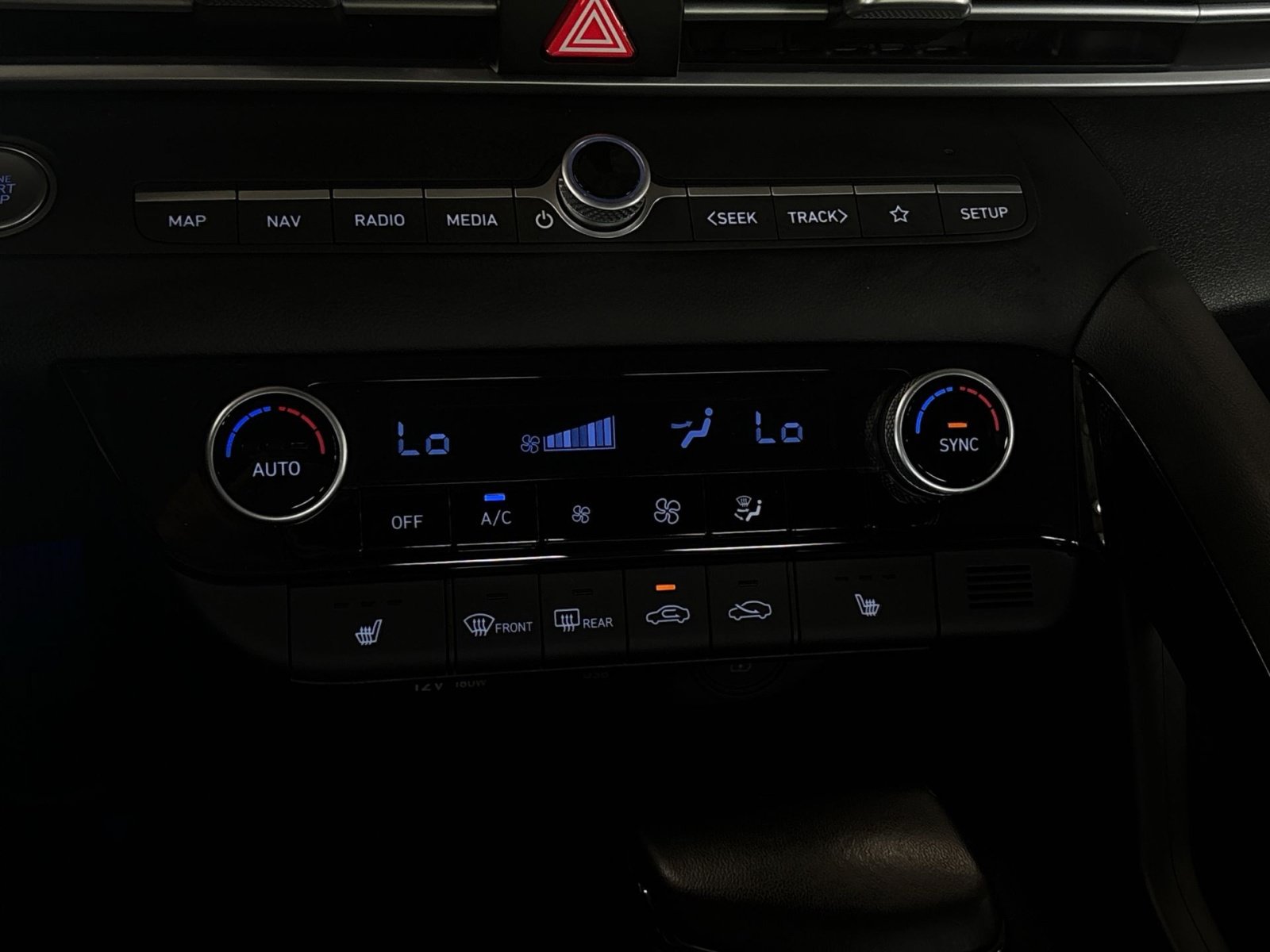 Certified 2023 Hyundai Elantra SEL w/ Convenience Package FWD image 21