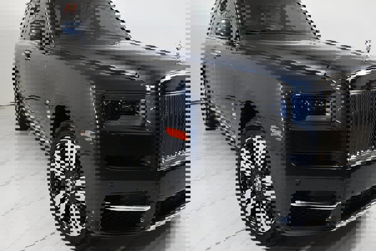 Used 2019 Rolls-Royce Cullinan image 28