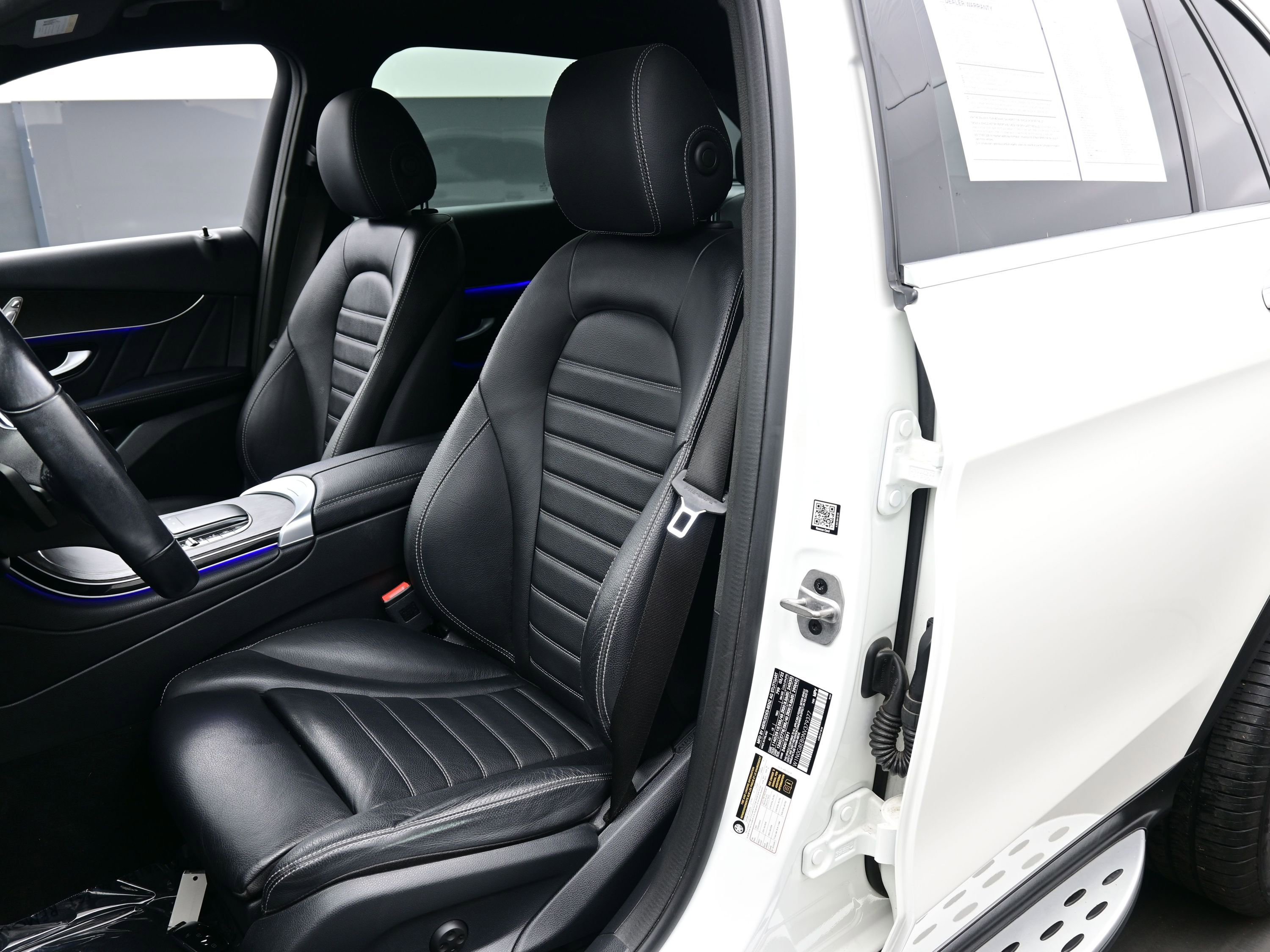 Used 2022 Mercedes-Benz GLC 300 4MATIC image 13