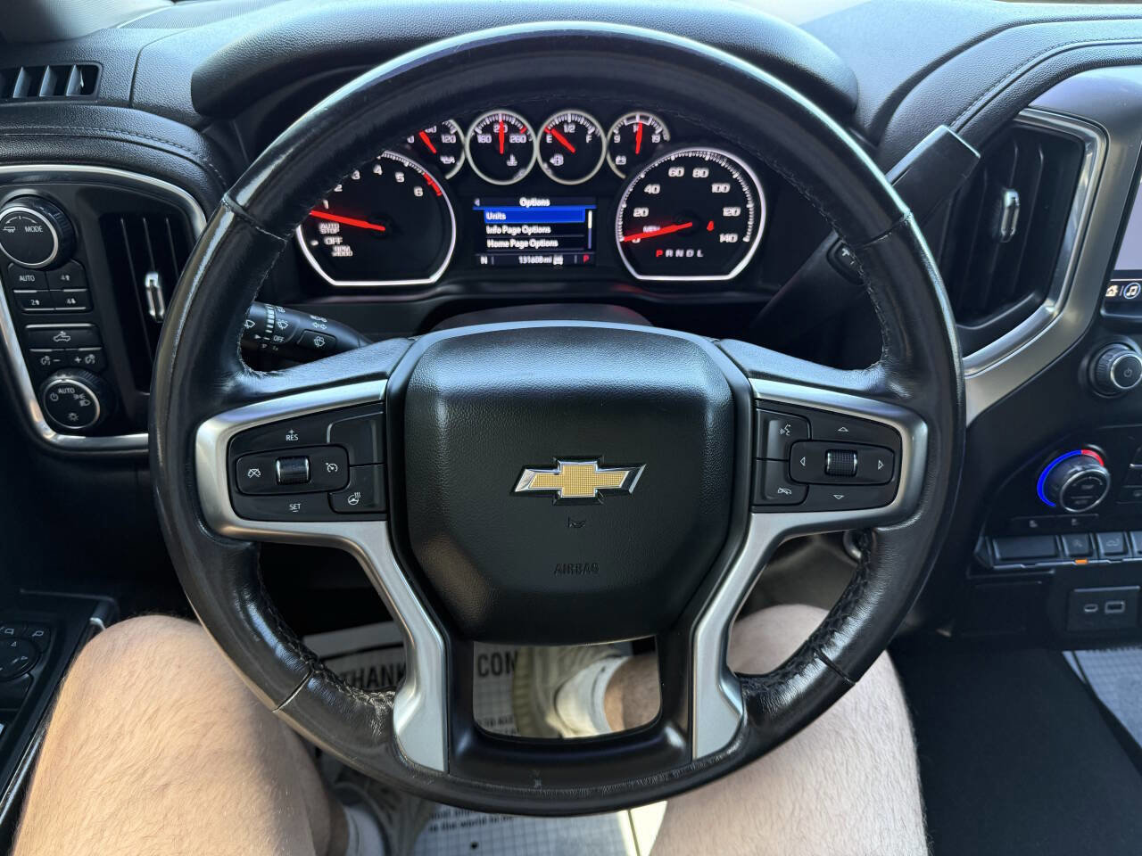 Used 2022 Chevrolet Silverado 1500 LT w/ Z71 Off-Road Package AWD/4WD image 22