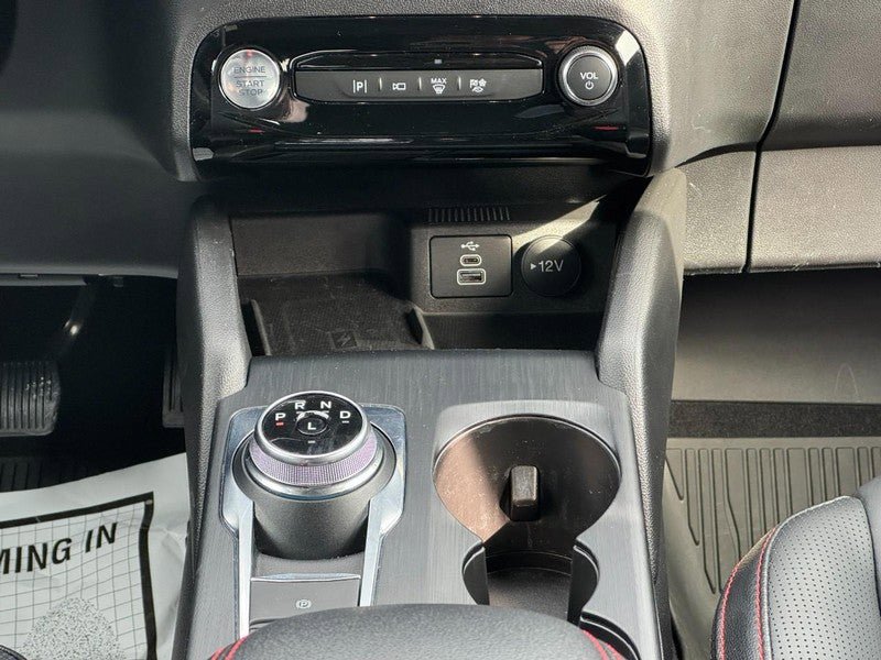 Used 2025 Ford Escape ST-Line Elite w/ Premium Technology Package AWD/4WD image 14
